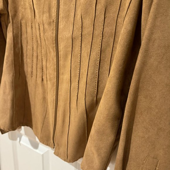 Lemon-Grass Tan Vegan Suede Zip Up Light Weight Jacket - Size Large - Picture 4 of 10
